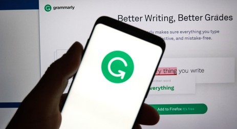Phone App for Grammarly Review